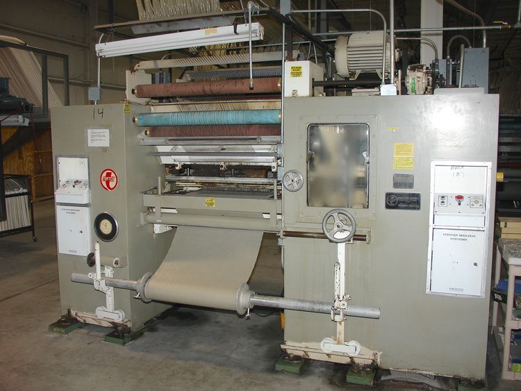 Tuftco 1/10th gauge cut pile sample machine