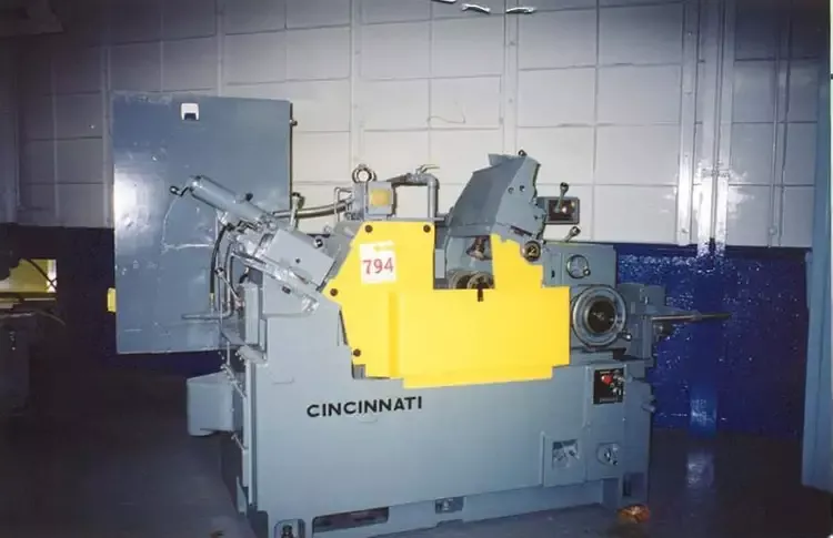 Cincinnati 220-8 LR