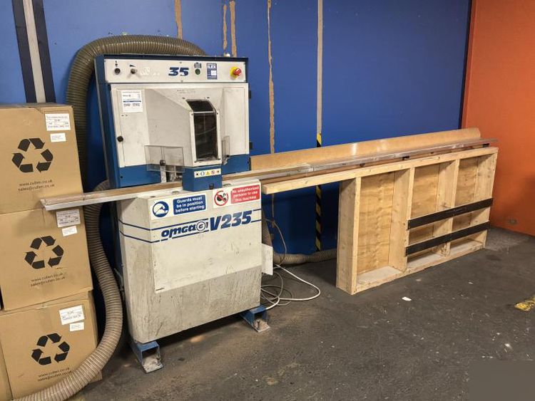 Omga V 235 Double mitre saws