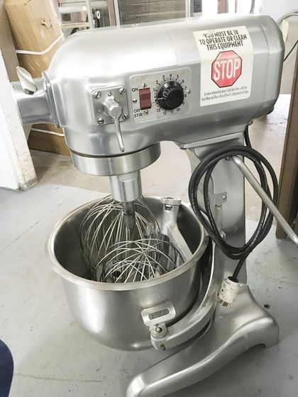 Hobart A200 20 QT Mixer