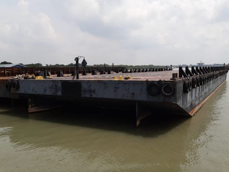 230 x 64ft Deck Barge