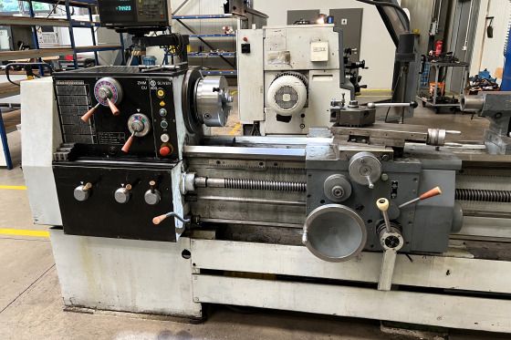 ZMM Sliven Engine Lathe 2000 rpm CU 400
