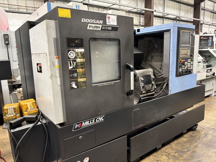 Doosan FANUC I SERIES 4500 rpm PUMA GT2100 2 Axis