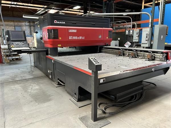 Amada LASMAC LC 2415 A4-NT 2000W CO2 LASER CUTTING SYSTEM Amada Fanuc PC Based NT CNC Control