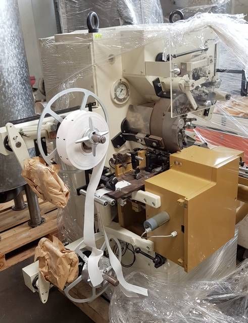 Nagema EL 11  Wrapping machine for pralines