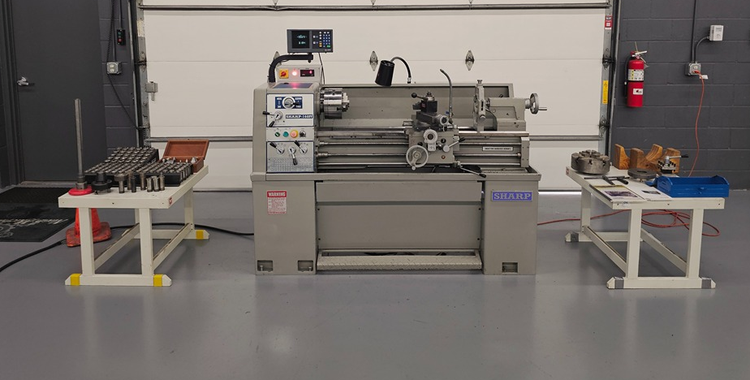Sharp Engine Lathe 2,200 RPM 1440V Lathe