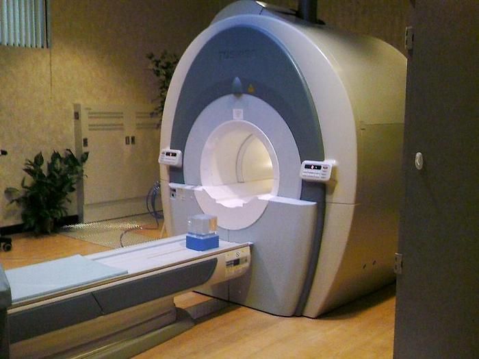 Toshiba Vantage XGV MRI