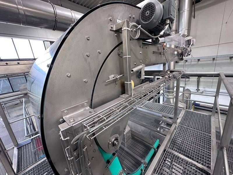 Closure ex. Zurzacher mineral water and fruit juice concentrates