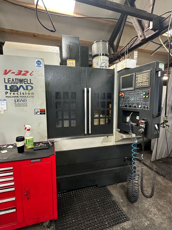 Leadwell V-32i 3 Axis