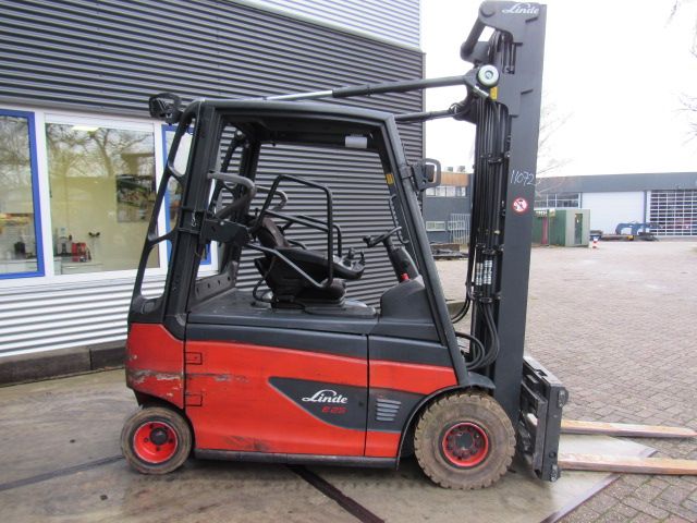 Linde E25L-01-387 2500 kg