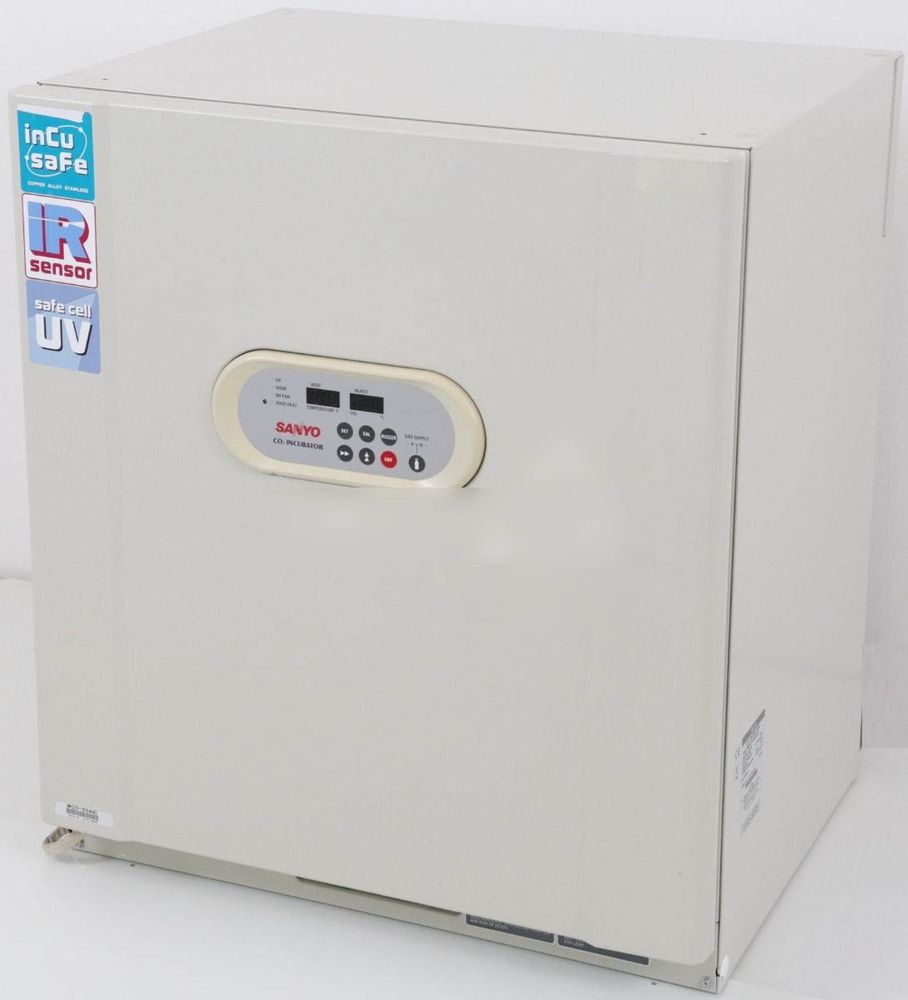 Sanyo MCO20AIC C02 incubator