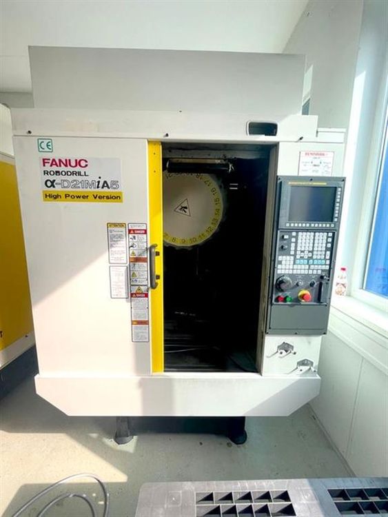 Fanuc ROBODRILL ALPHA D21Mi A5 HIGH POWER 3 Axis
