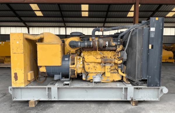 Caterpillar C15 Diesel Generator Set Generator kVA: 512.5