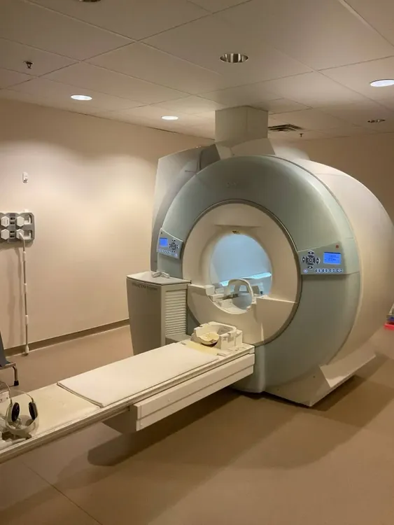 Siemens Espree 1.5T MRI System