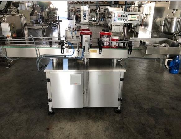 MC-220 Self-adhesive labeling machine