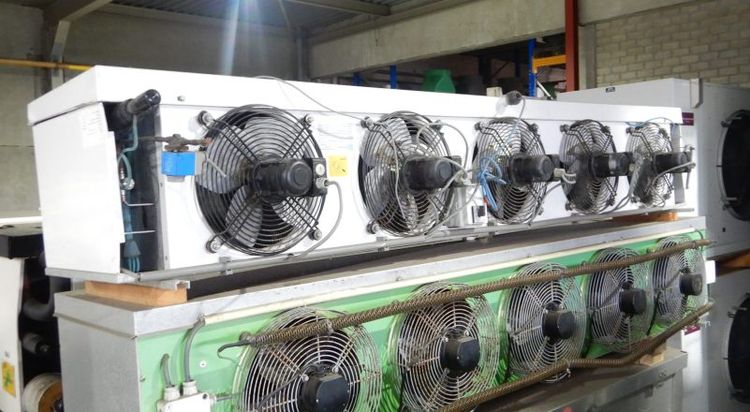 Helpman LFX 105 Cooling capacity:    12.8 kW