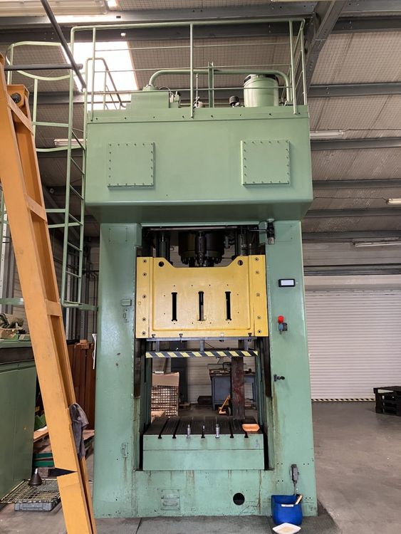 Muller ZE 250/300-12.5 250 t