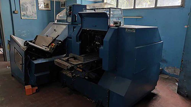 Smyth Freccia Smyth-F-150 Sewing Machine