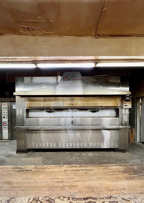 Cinelli 42 Pan Revolving Tray Oven