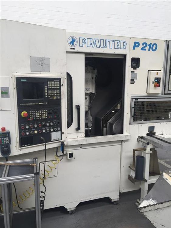 Gleason, Pfauter P210 Variable Speed Gear Hobbing Machine - Horizontal