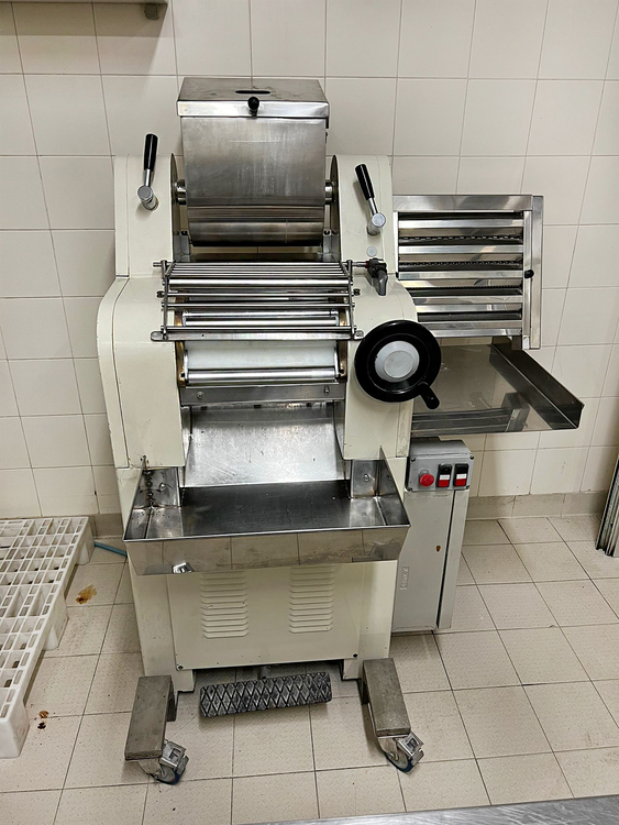 Dominioni D 320, Sheeter with cutter