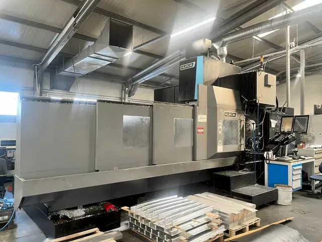 Hurco DCX32i 3 Axis