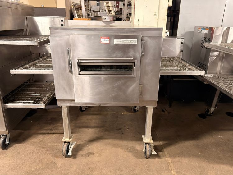 Lincoln Single Gas Deck Pizza Conveyor Oven