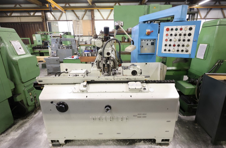 Pfauter P 160 H/II Variable Gear Hobbing Machine - Horizontal