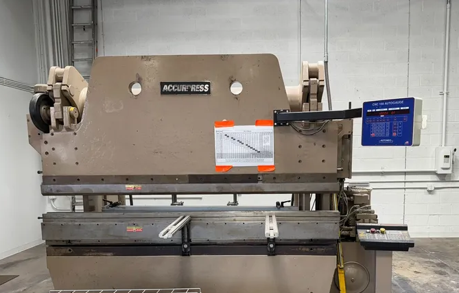 Accurpress 71308 130 tons