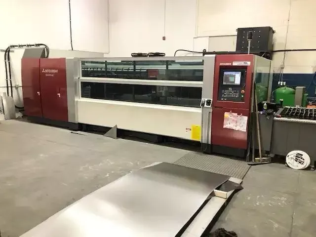 Mitsubishi 3015EX CNC (Mitsubishi)