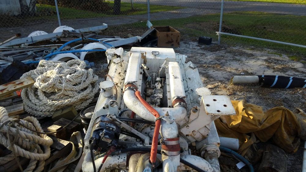 Cummins Marine Diesels 903 Diesel Marine Engine