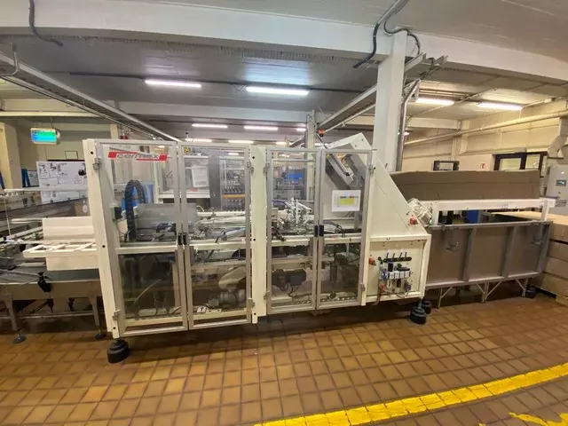 F 377.62, Case Erector