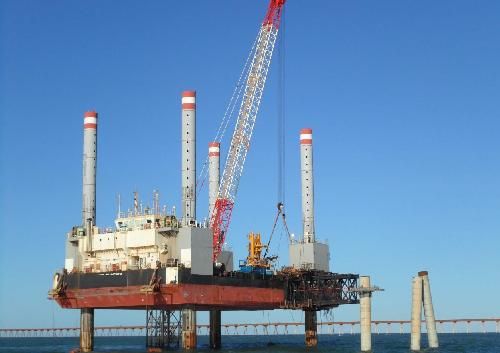 SELF ELEVATING PLATFORM BARGE 1200 TON - JACK UP BARGE