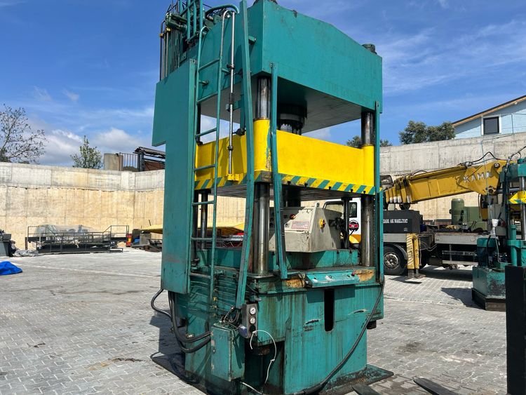 Double Acting Hydraulic Press 250 Ton