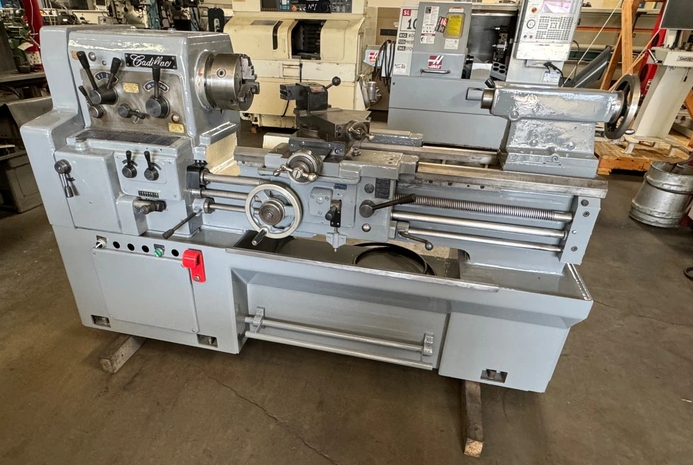 Cadillac ENGINE LATHE 1800 rpm 1733G