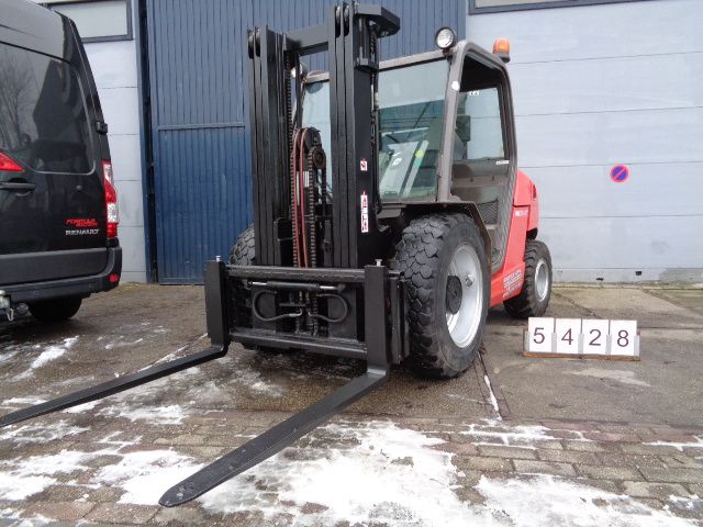 Manitou MH25-4T 2500 kg