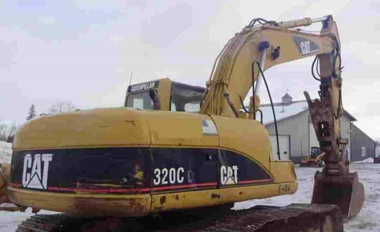 Caterpillar 320CL Tracked Excavator