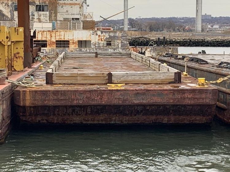 128ft Deck Barge