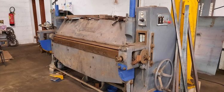 Bombled Shear folding machine