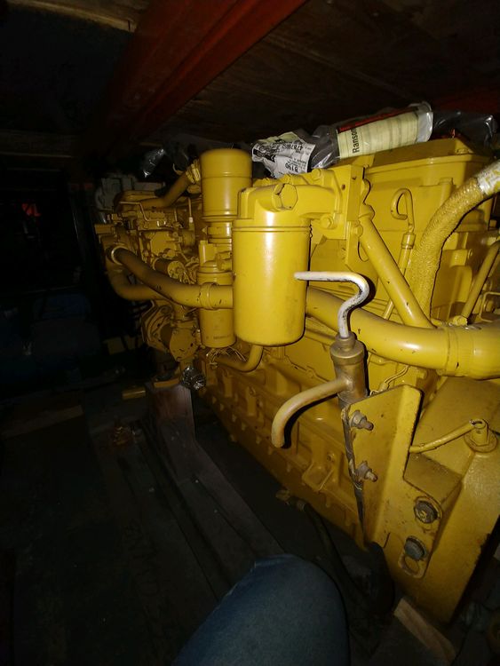 CAT 3116 Cat 3116 300HPlow hours