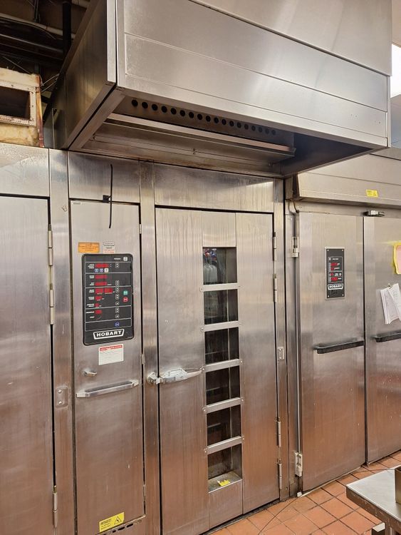 Hobart HBA1G  Rotating Rack Bakery Convection Oven
