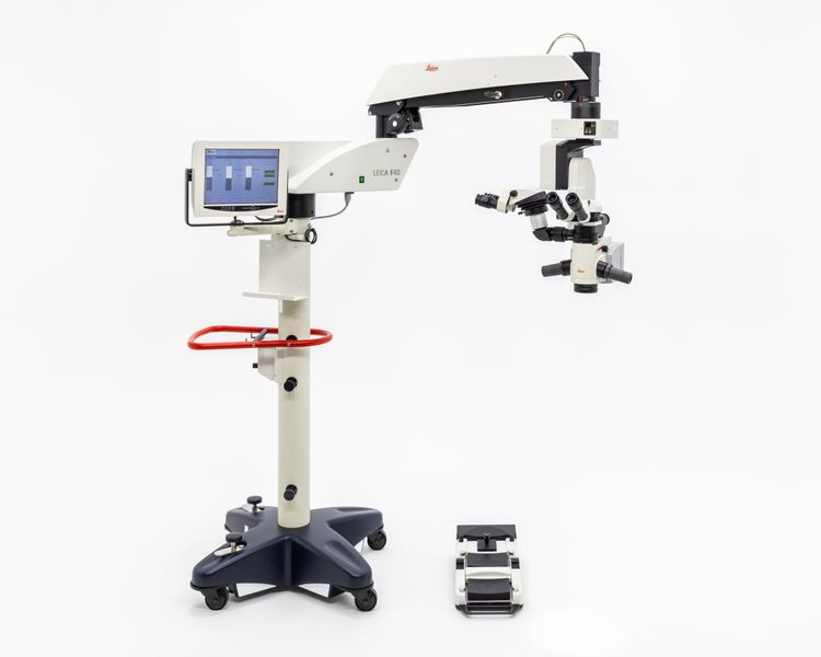 Leica M822 F40  Surgical Microscope