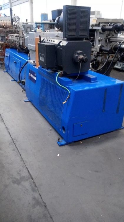 Co-rotating extruder 60mm