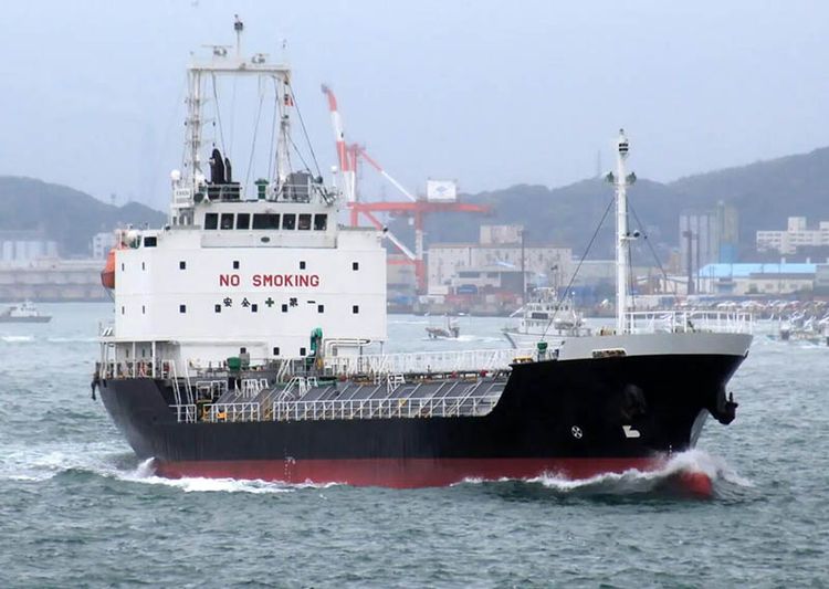 Kurushima ABT 2700DWT CLEAR TANKER DWT:2670 ON DRAFT:5.3m