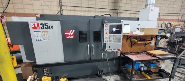 Haas Haas CNC Control 3200 rpm ST-35LY 2 Axis