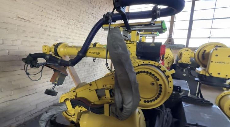 Fanuc R-2000iB/185L 6 Axis 185 kg