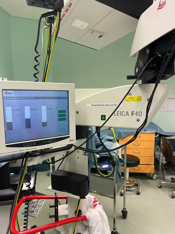 Leica M844 F40 Surgical microscope