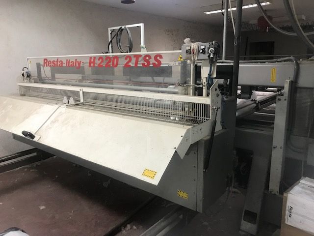 Resta H 220 2TSS USED EMBROIDERY MACHINE