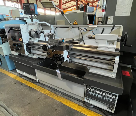Colchester Engine Lathe 3250 rpm MASTER 3250