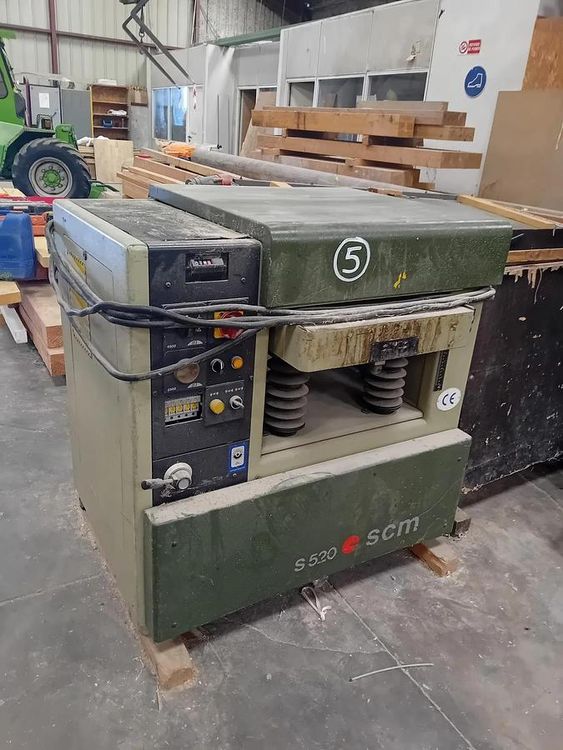 SCM S520